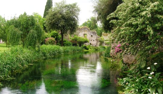 Sermoneta, Giardini di Ninfa e San Felice Circeo